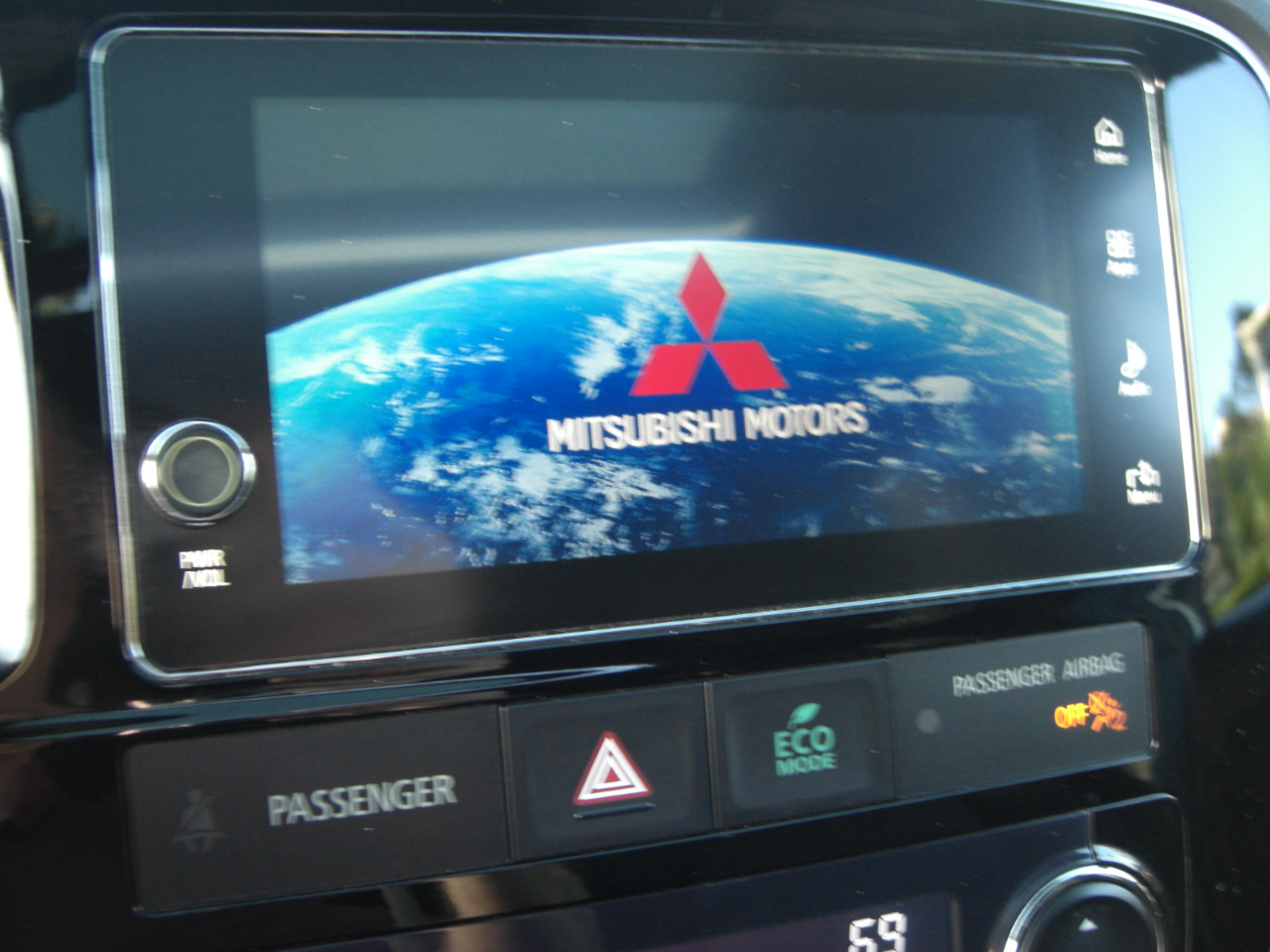 Mitsubishi Outlander LE FWD 2018