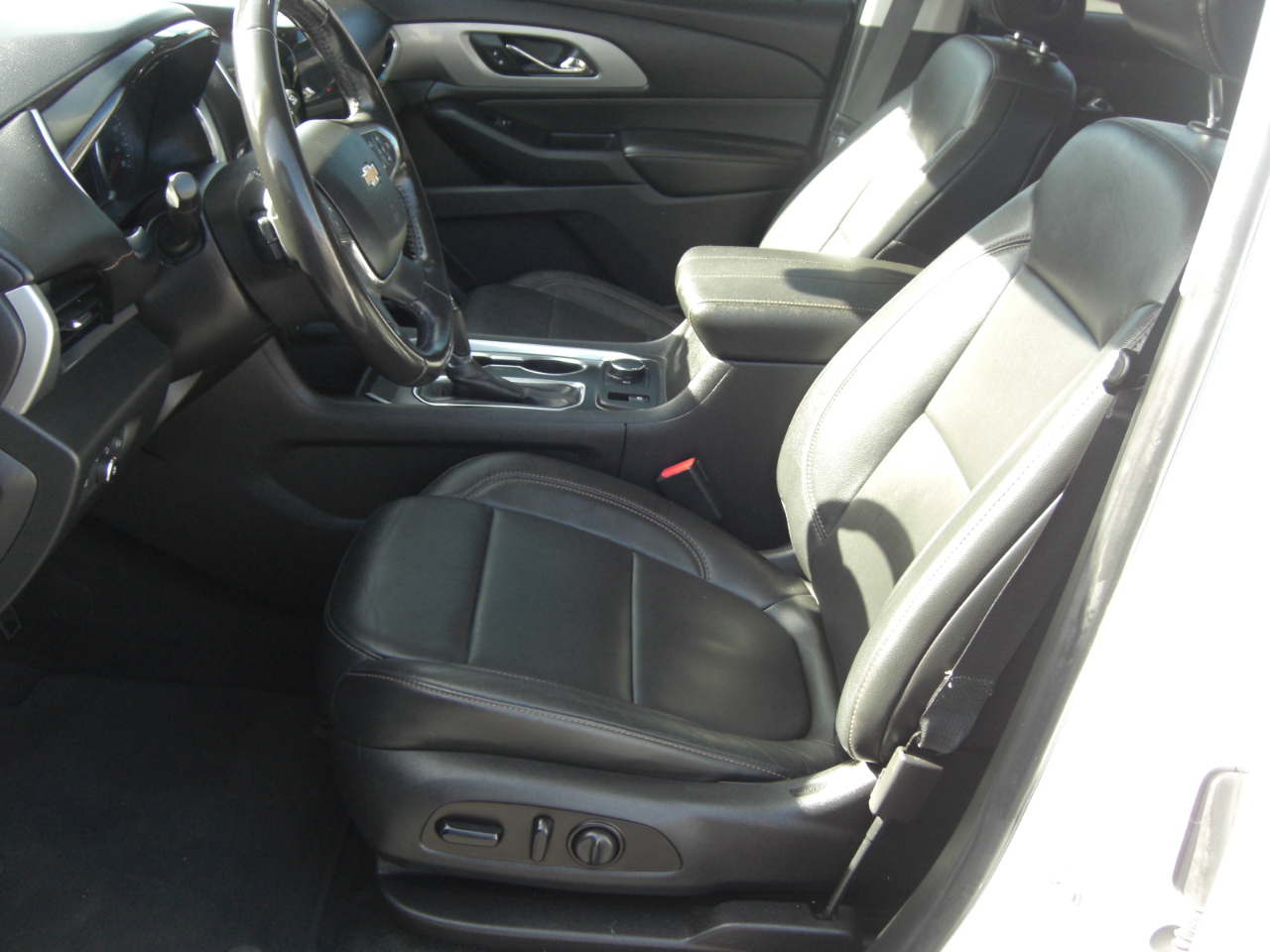 Chevrolet Traverse FWD 4dr RS w/2LT 2019