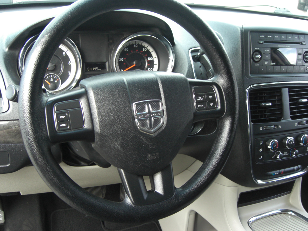 Dodge Grand Caravan 4dr Wgn SXT 2016