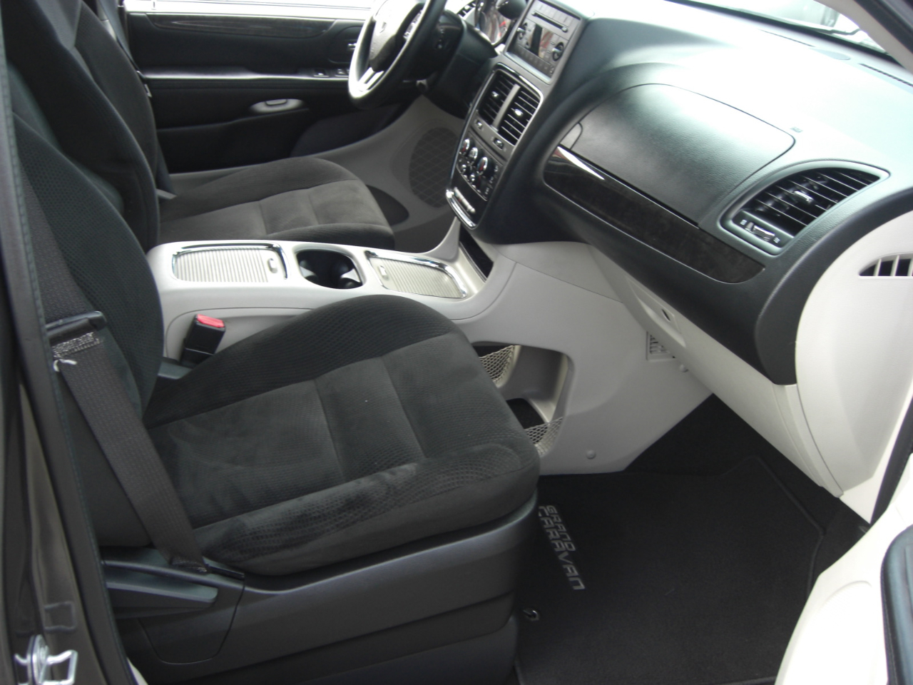 Dodge Grand Caravan 4dr Wgn SXT 2016