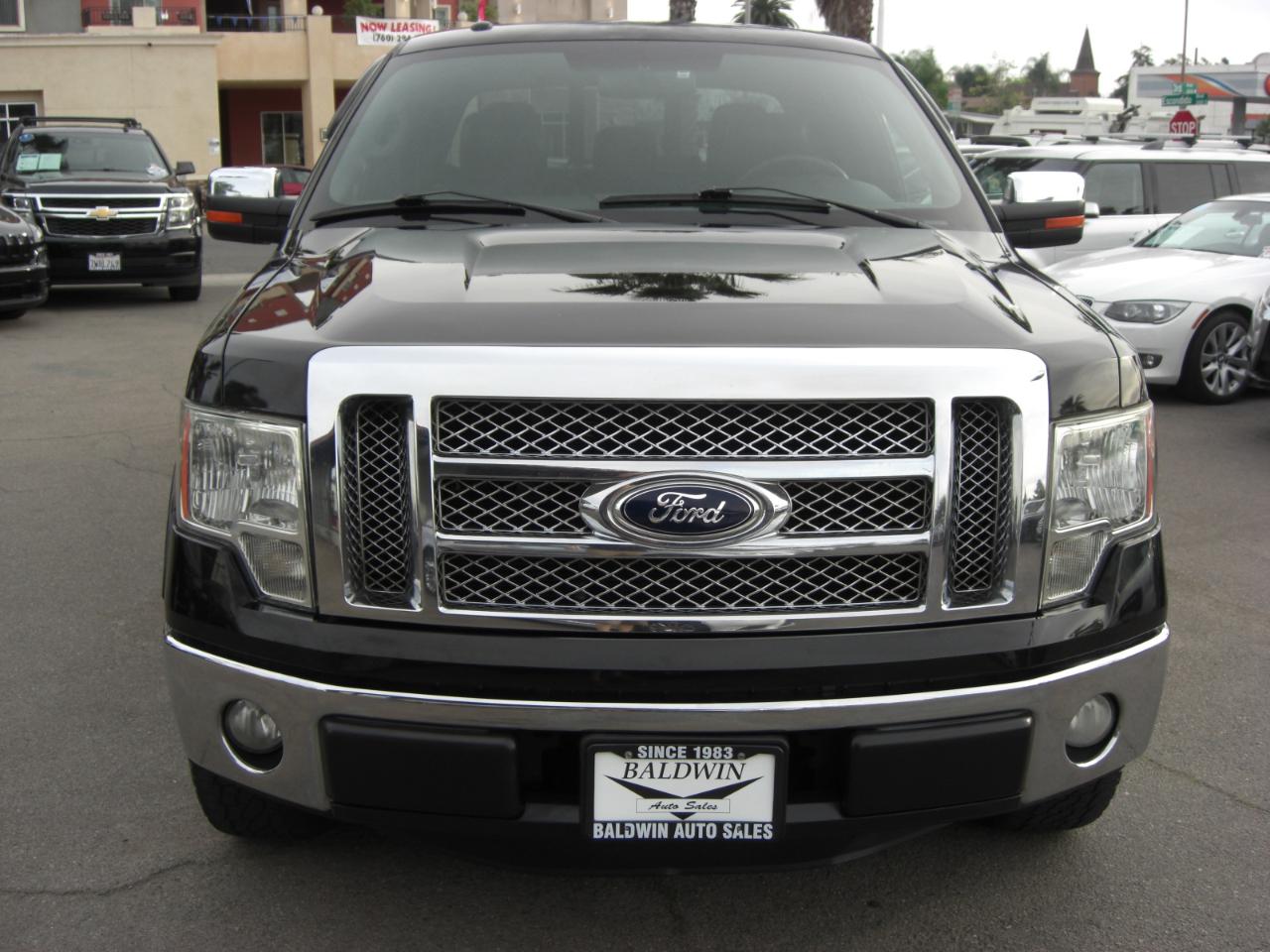 Ford F-150 2WD SuperCrew 145" Lariat 2012