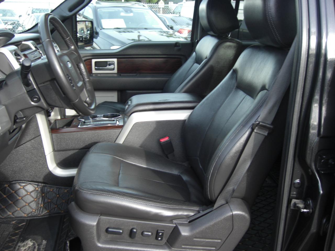 Ford F-150 2WD SuperCrew 145" Lariat 2012