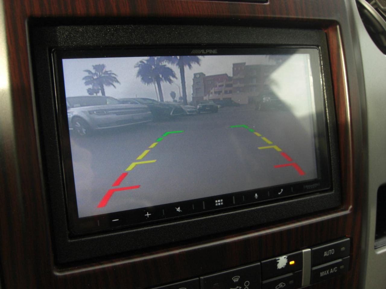 Ford F-150 2WD SuperCrew 145" Lariat 2012