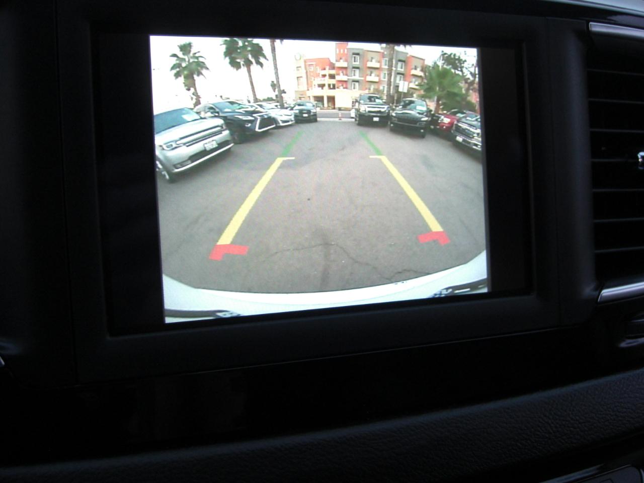 Chrysler Pacifica Touring L FWD 2019