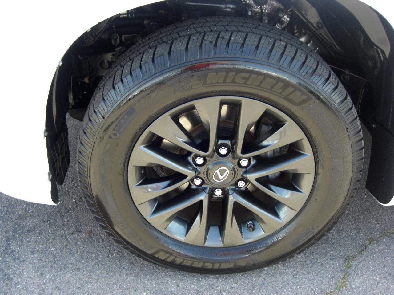 Lexus GX 460 4WD 4dr Luxury 2015