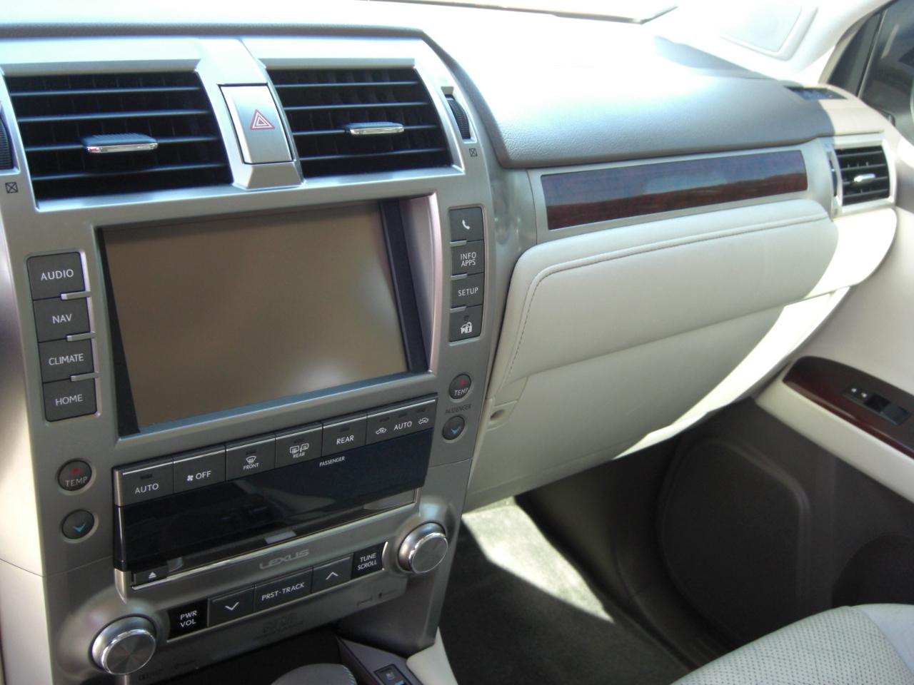 Lexus GX 460 4WD 4dr Luxury 2015