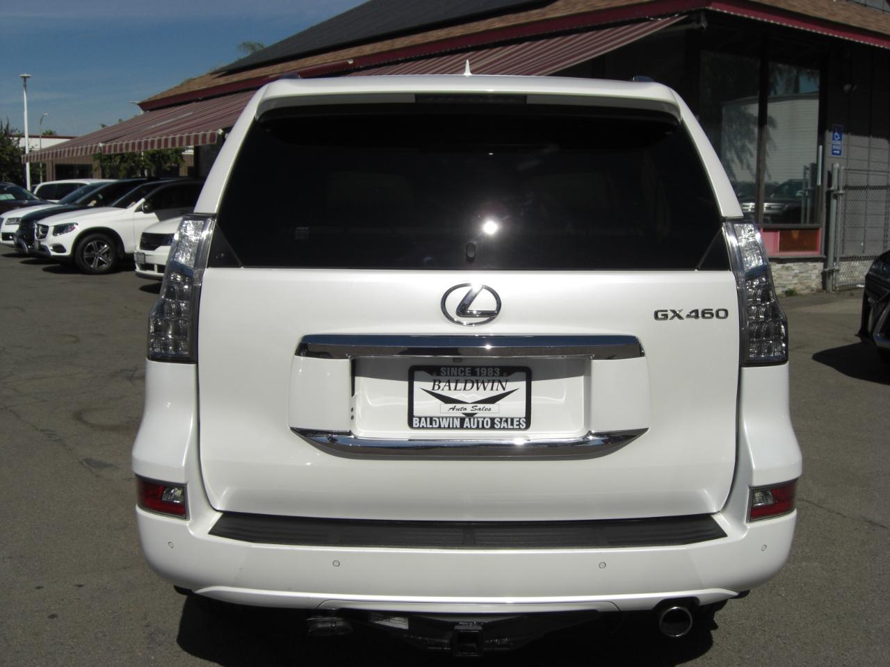 Lexus GX 460 4WD 4dr Luxury 2015