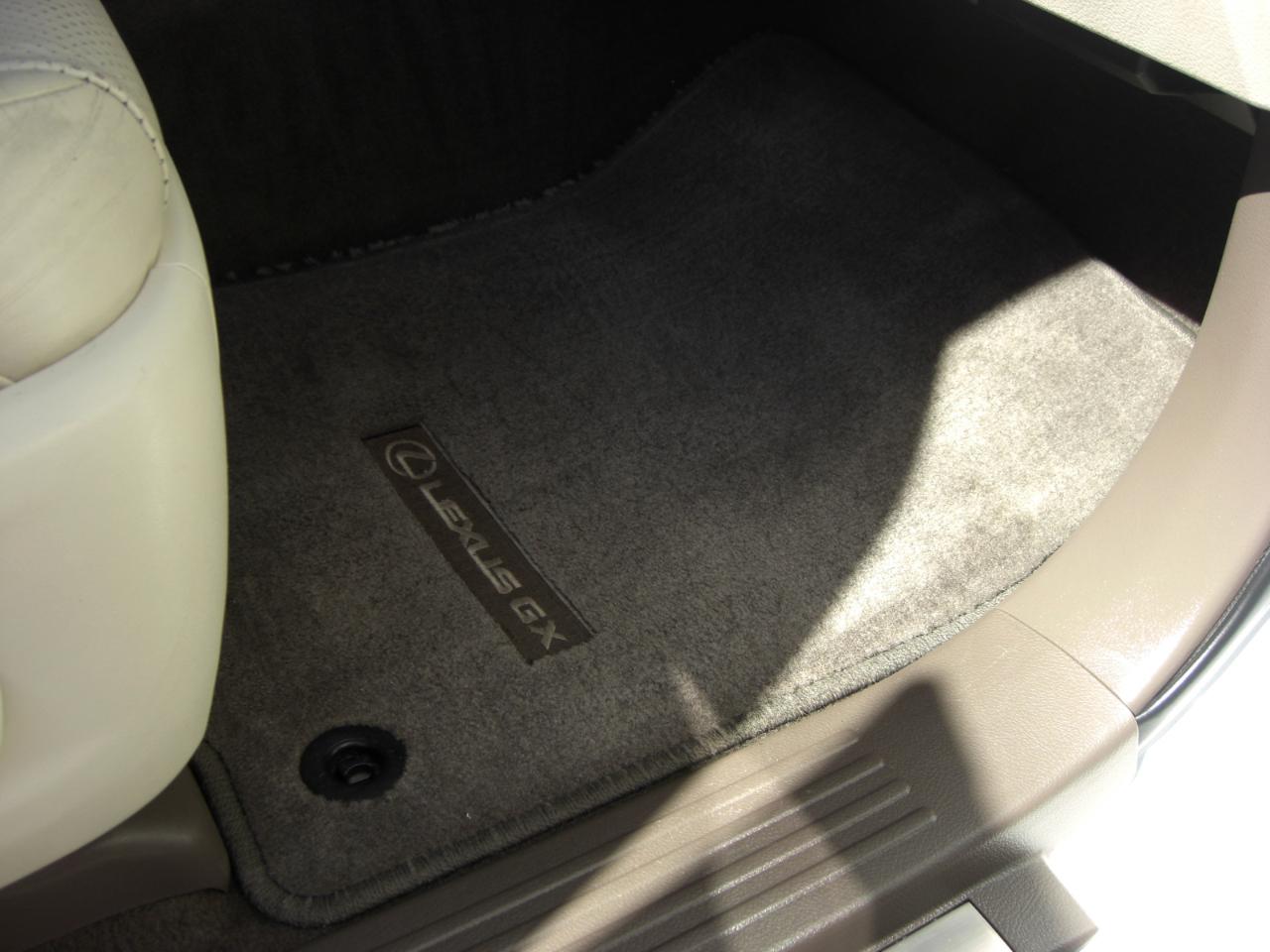 Lexus GX 460 4WD 4dr Luxury 2015