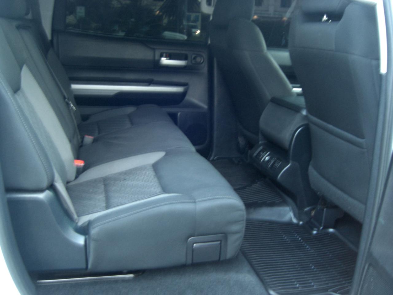 Toyota Tundra 4WD SR5 CrewMax 5.5' Bed 4.6L (Natl) 2017