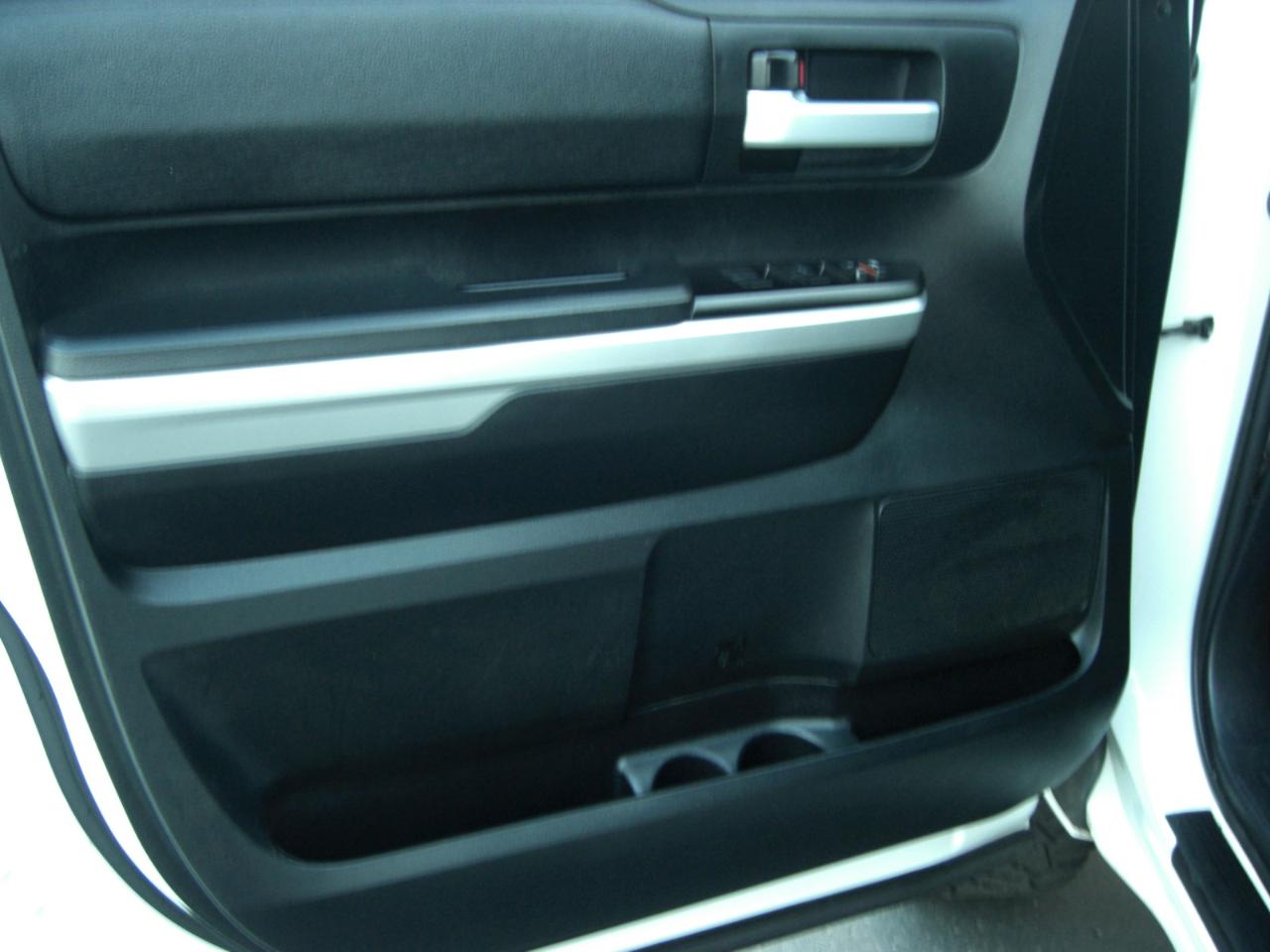 Toyota Tundra 4WD SR5 CrewMax 5.5' Bed 4.6L (Natl) 2017