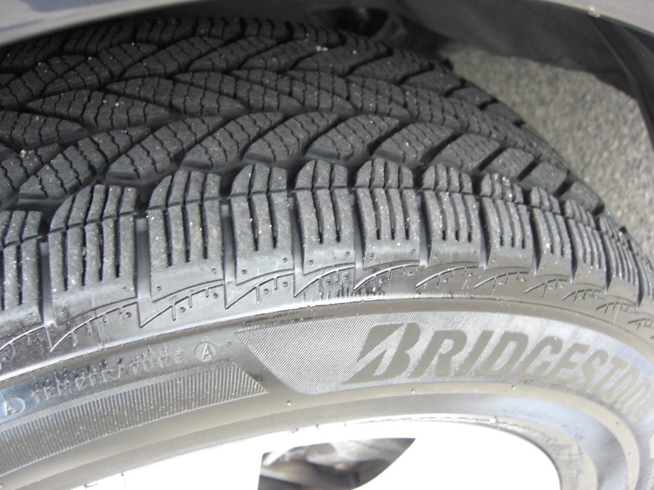 Subaru Forester 4dr Auto 2.5i Touring PZEV 2014