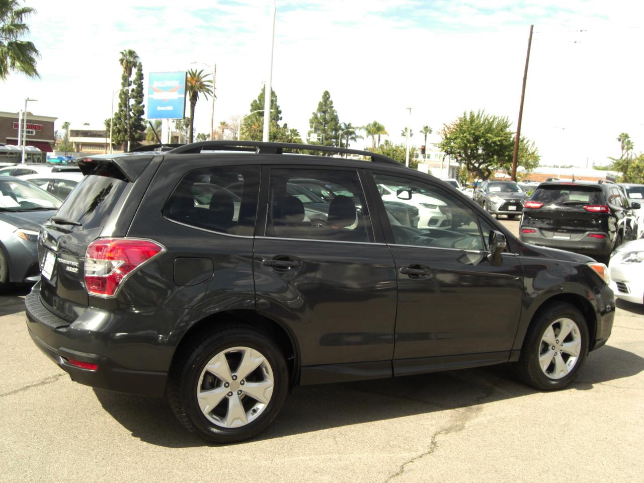Subaru Forester 4dr Auto 2.5i Touring PZEV 2014