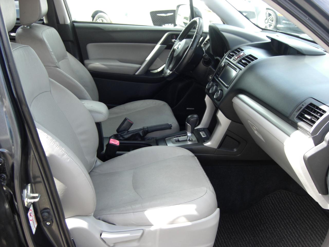 Subaru Forester 4dr Auto 2.5i Touring PZEV 2014