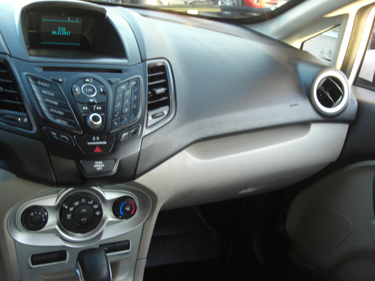 Ford Fiesta SE Hatch 2017