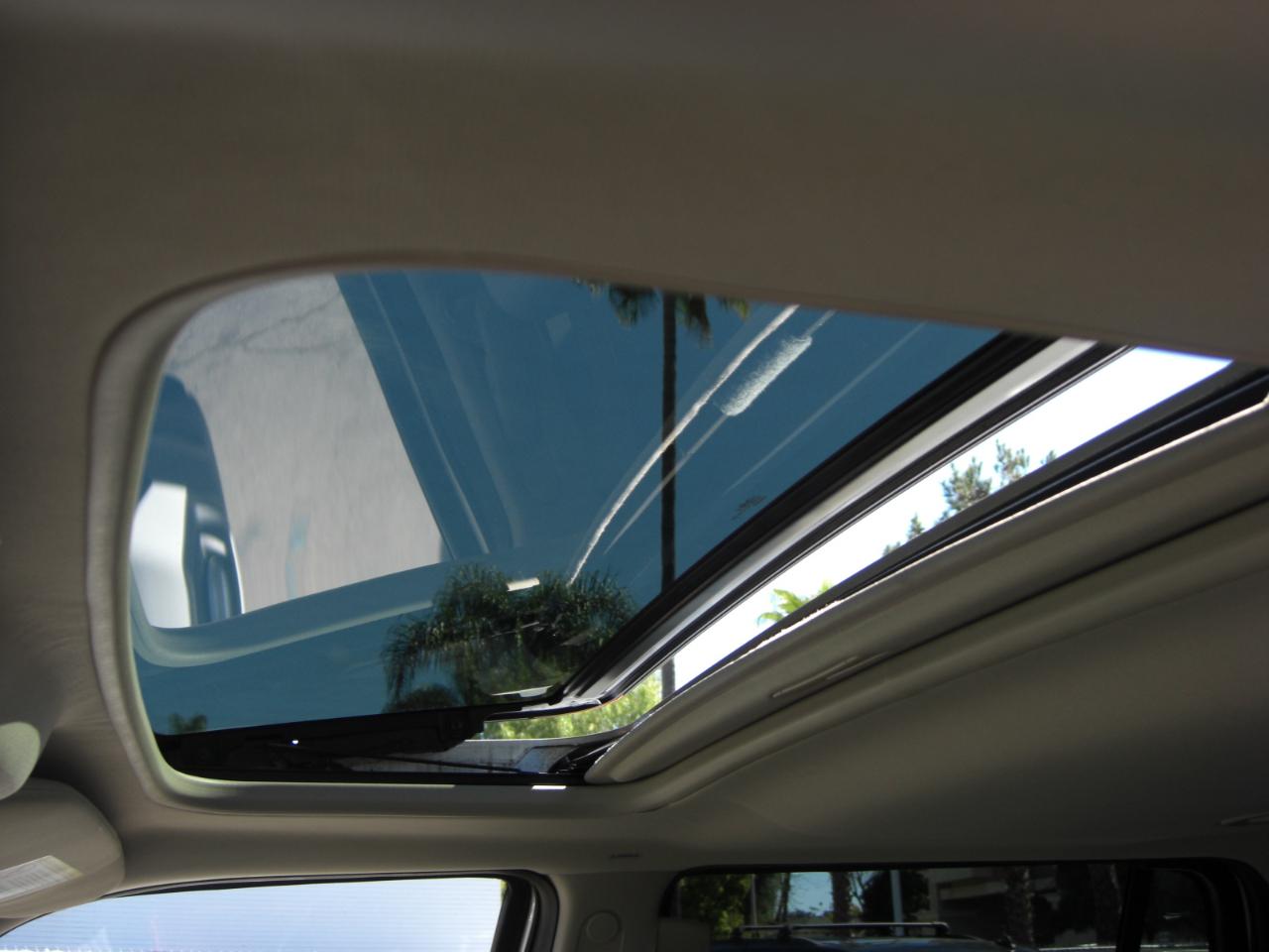 Lincoln Navigator L 4WD 4dr 2012