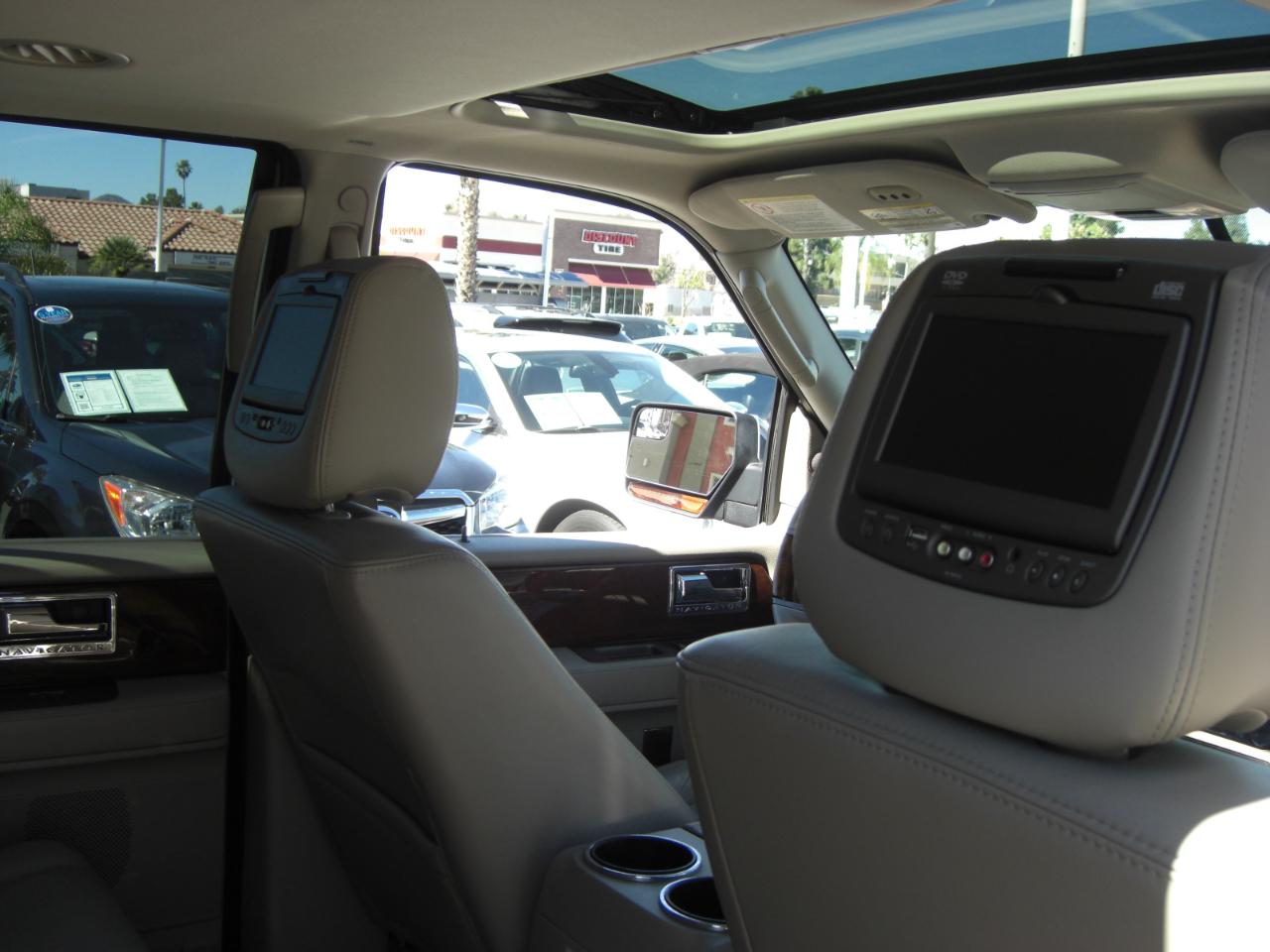 Lincoln Navigator L 4WD 4dr 2012