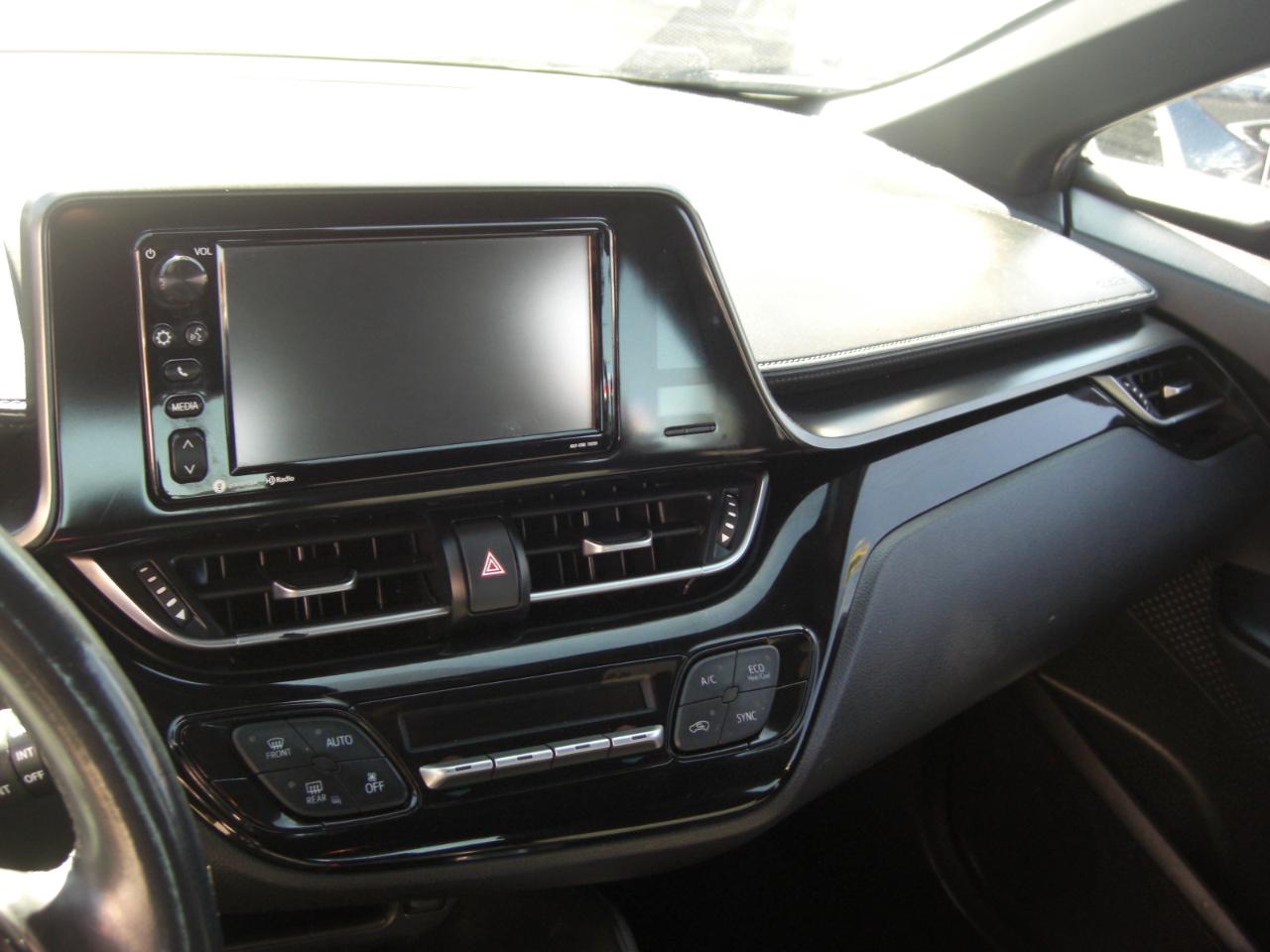 Toyota C-HR XLE FWD (Natl) 2018