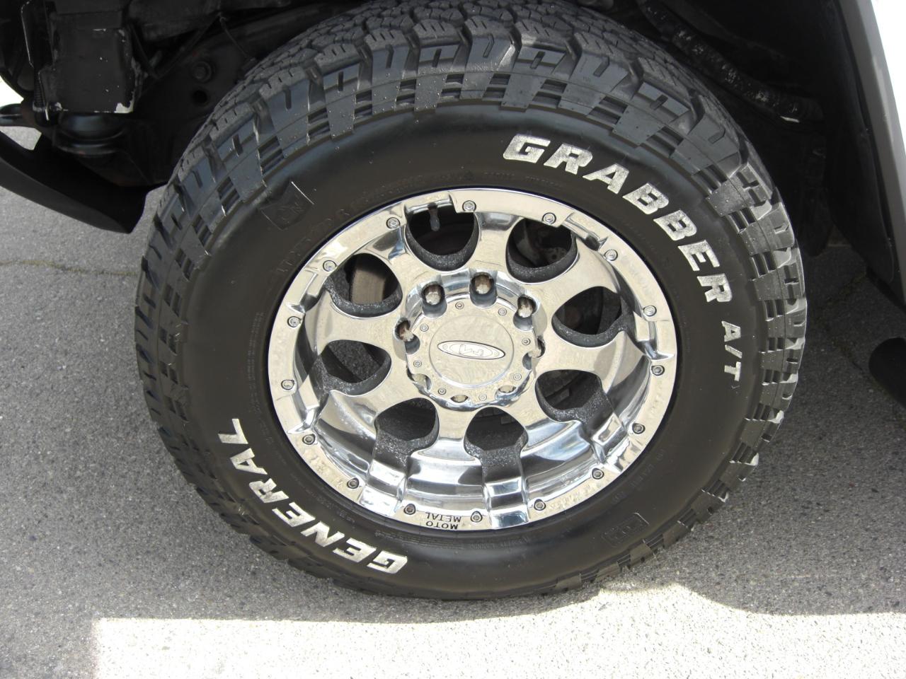 HUMMER H2 4WD 4dr SUV 2003