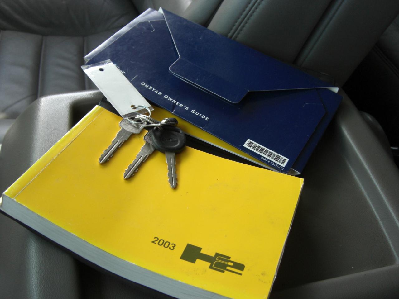 HUMMER H2 4WD 4dr SUV 2003