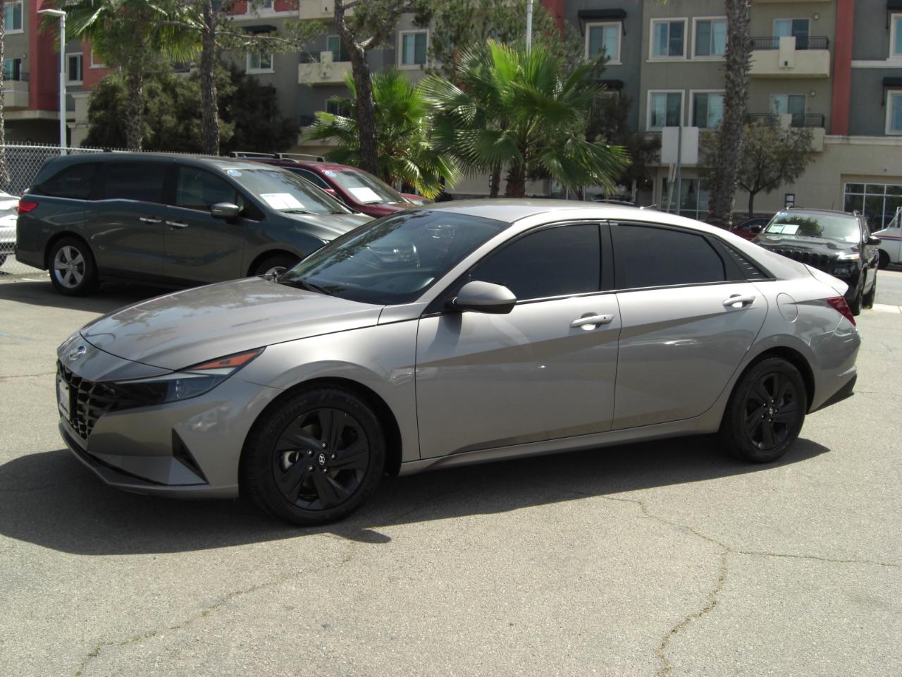 Hyundai Elantra SEL IVT 2021