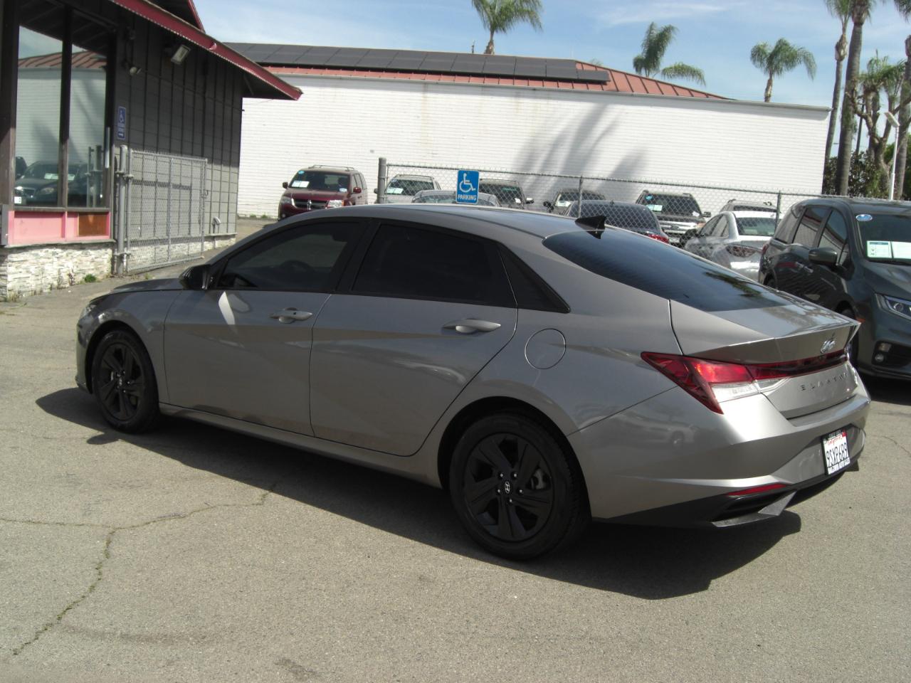 Hyundai Elantra SEL IVT 2021