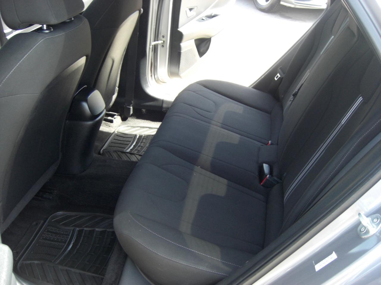 Hyundai Elantra SEL IVT 2021