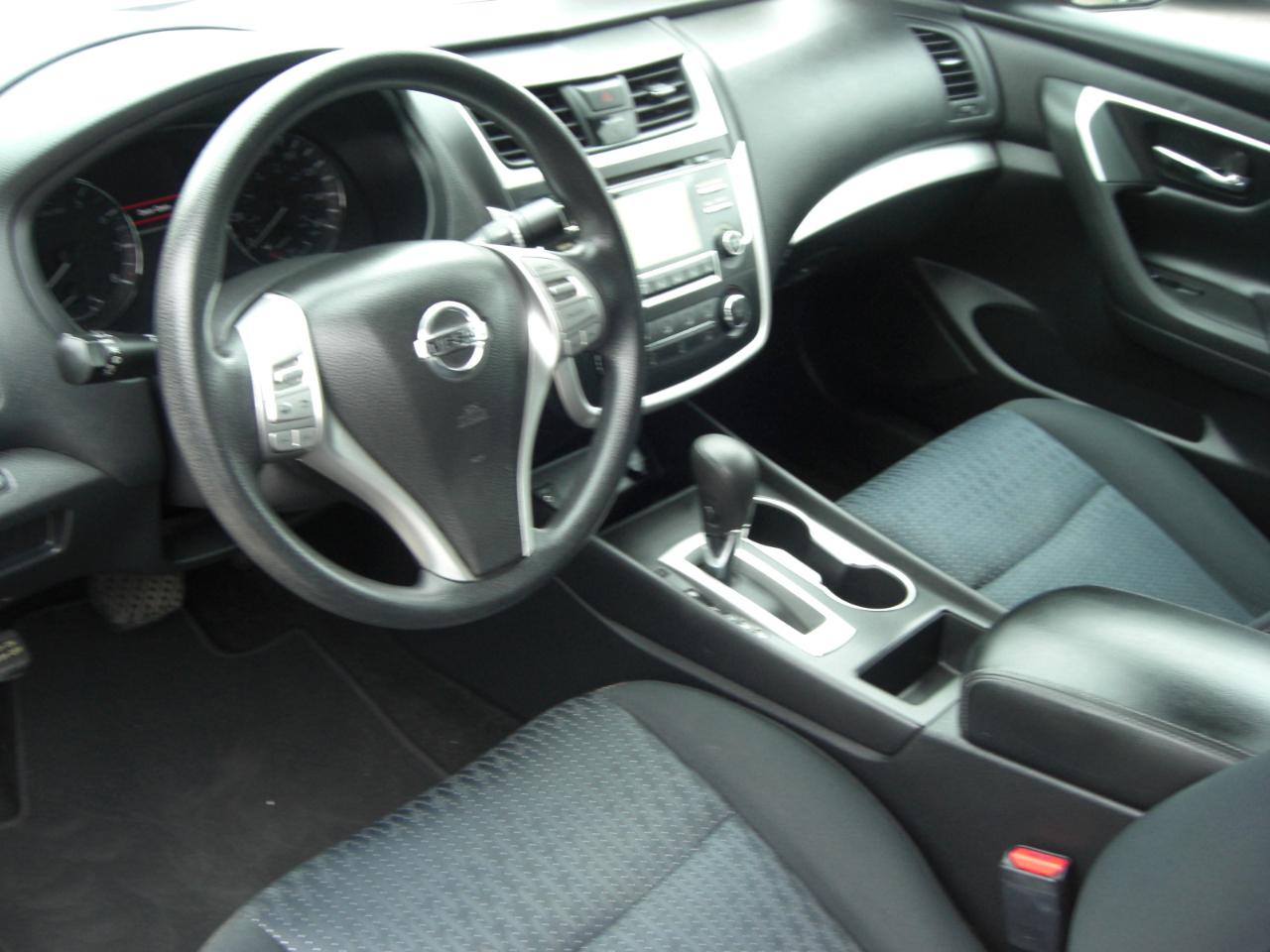 Nissan Altima 4dr Sdn I4 2.5 S 2016