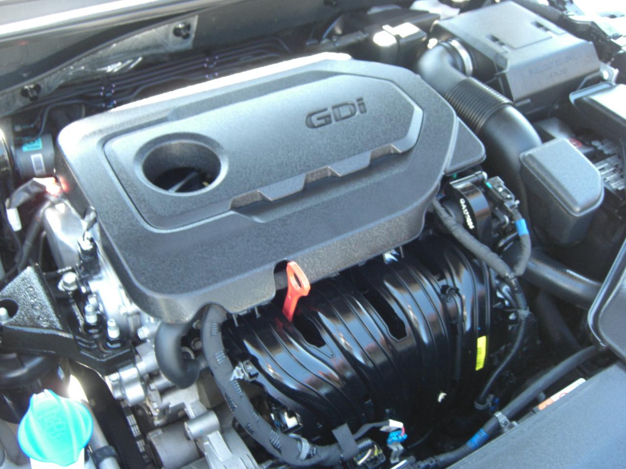 Hyundai Sonata SE 2.4L 2018