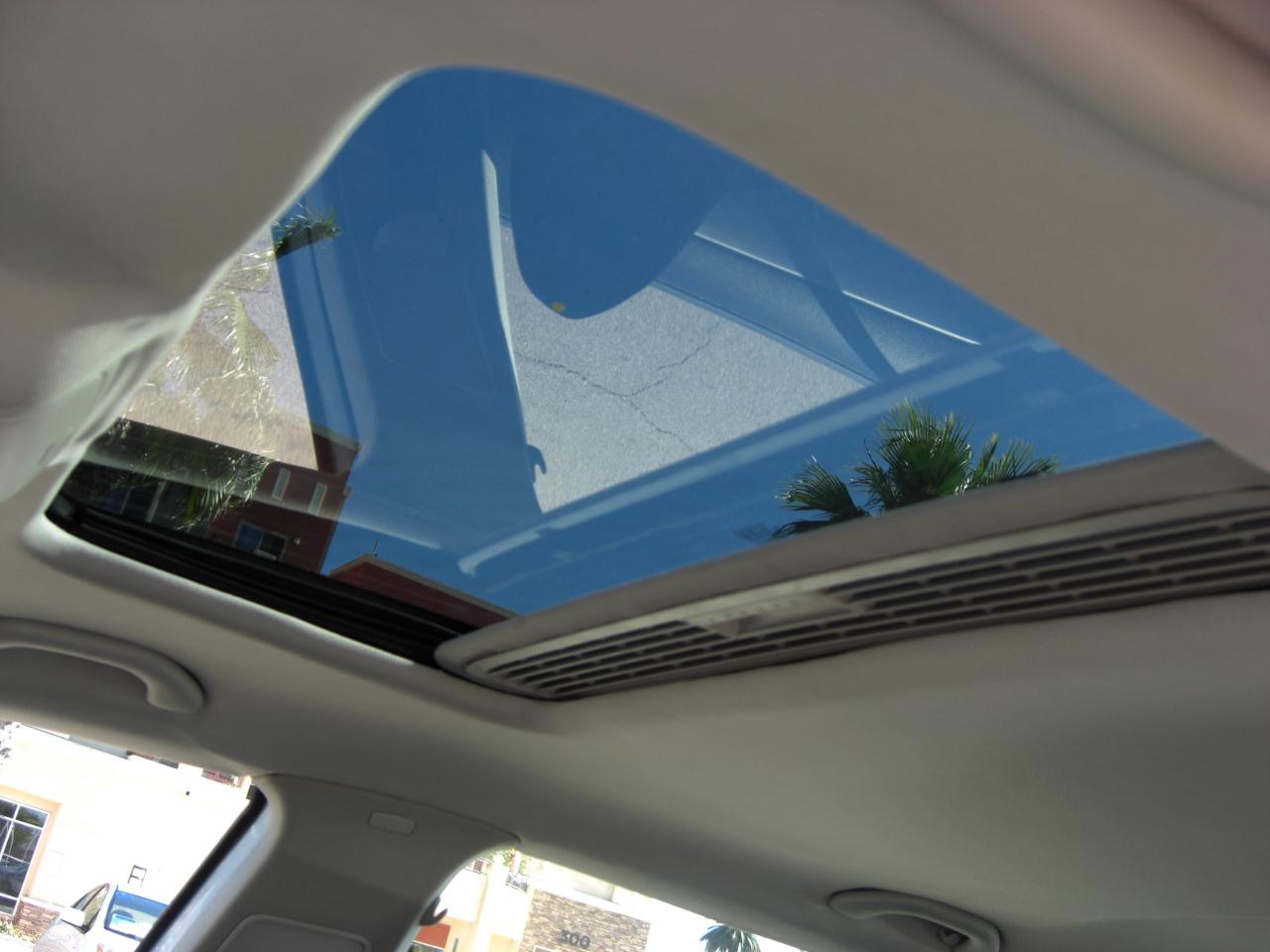 Volkswagen Golf 4dr HB DSG TDI 2012