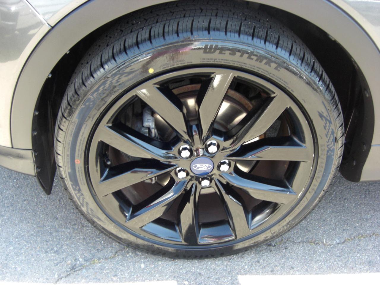 Ford Escape Titanium FWD 2017