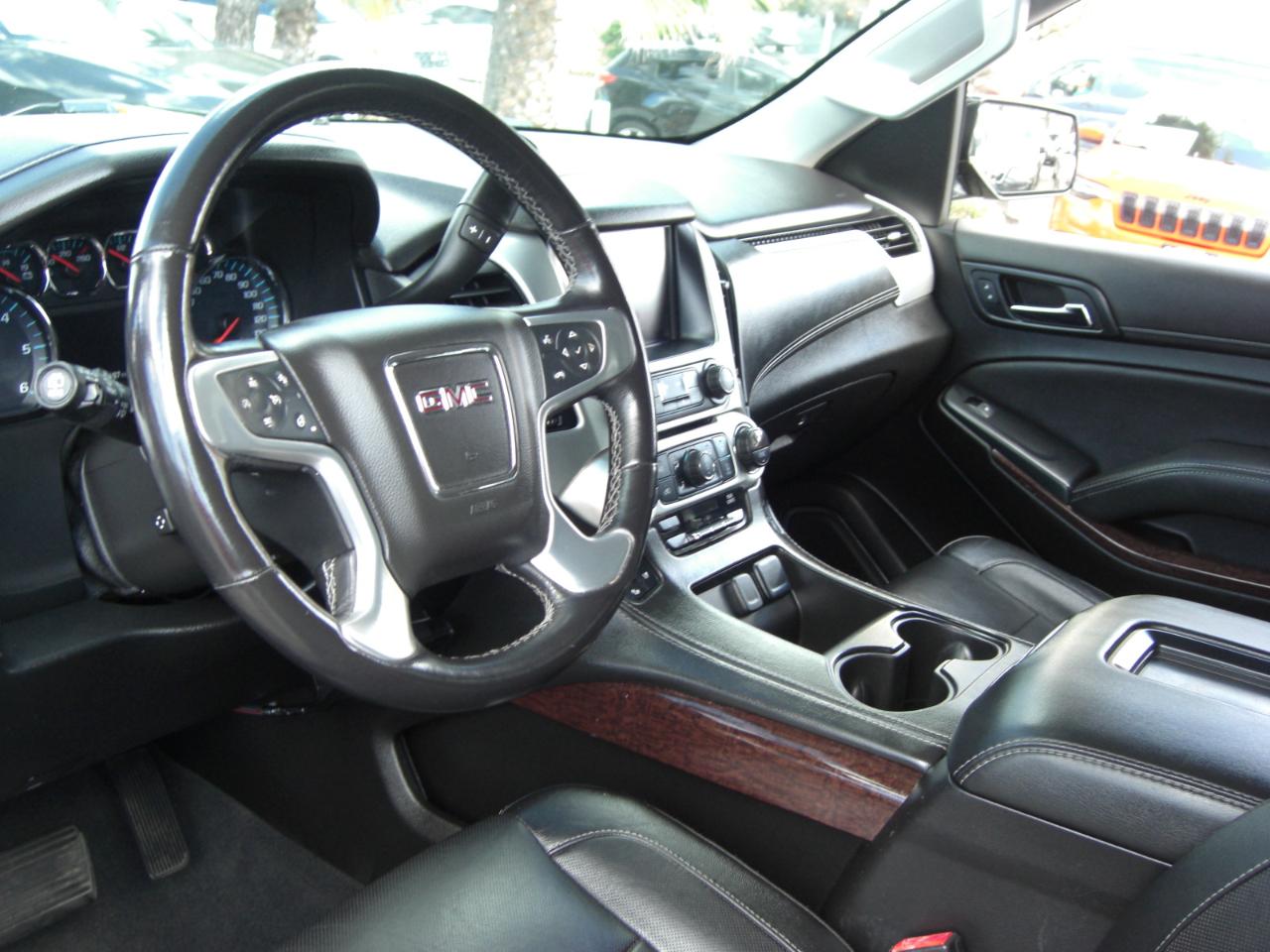 GMC Yukon 4WD 4dr SLT 2020