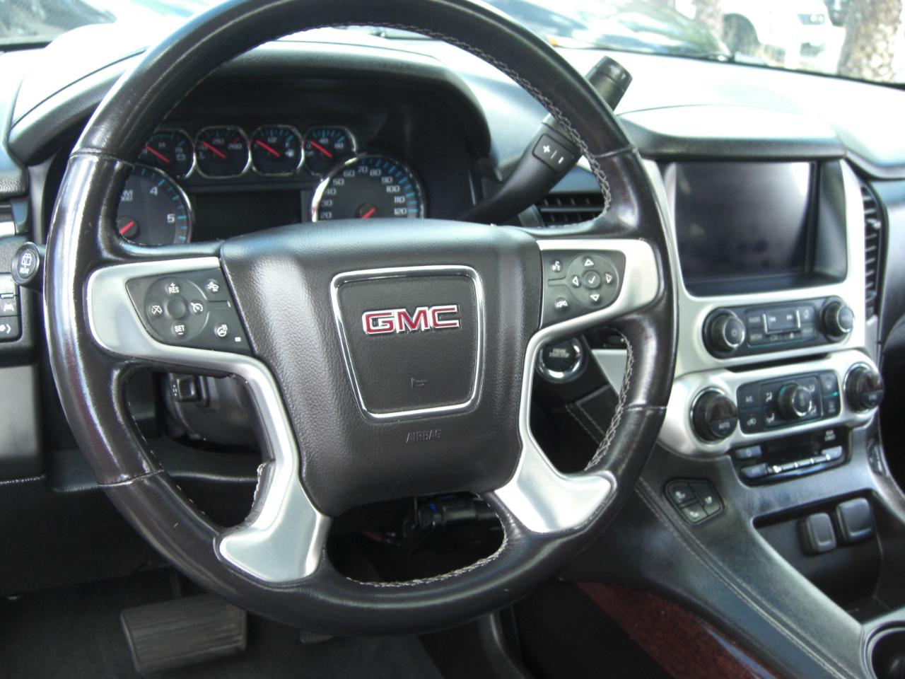 GMC Yukon 4WD 4dr SLT 2020