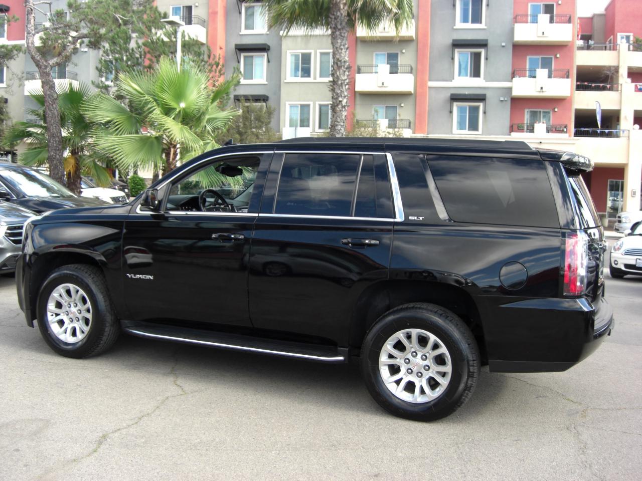 GMC Yukon 4WD 4dr SLT 2020