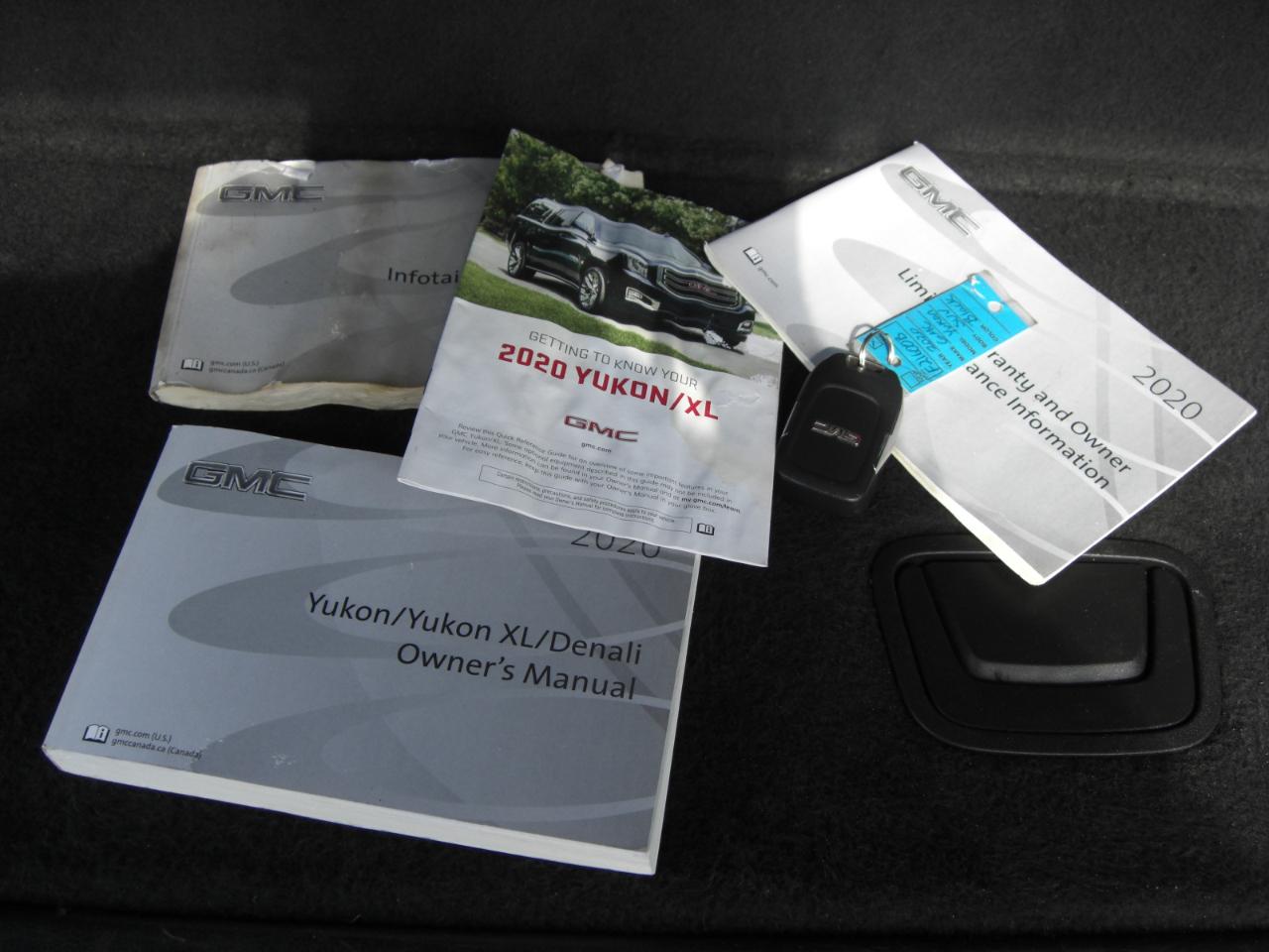 GMC Yukon 4WD 4dr SLT 2020