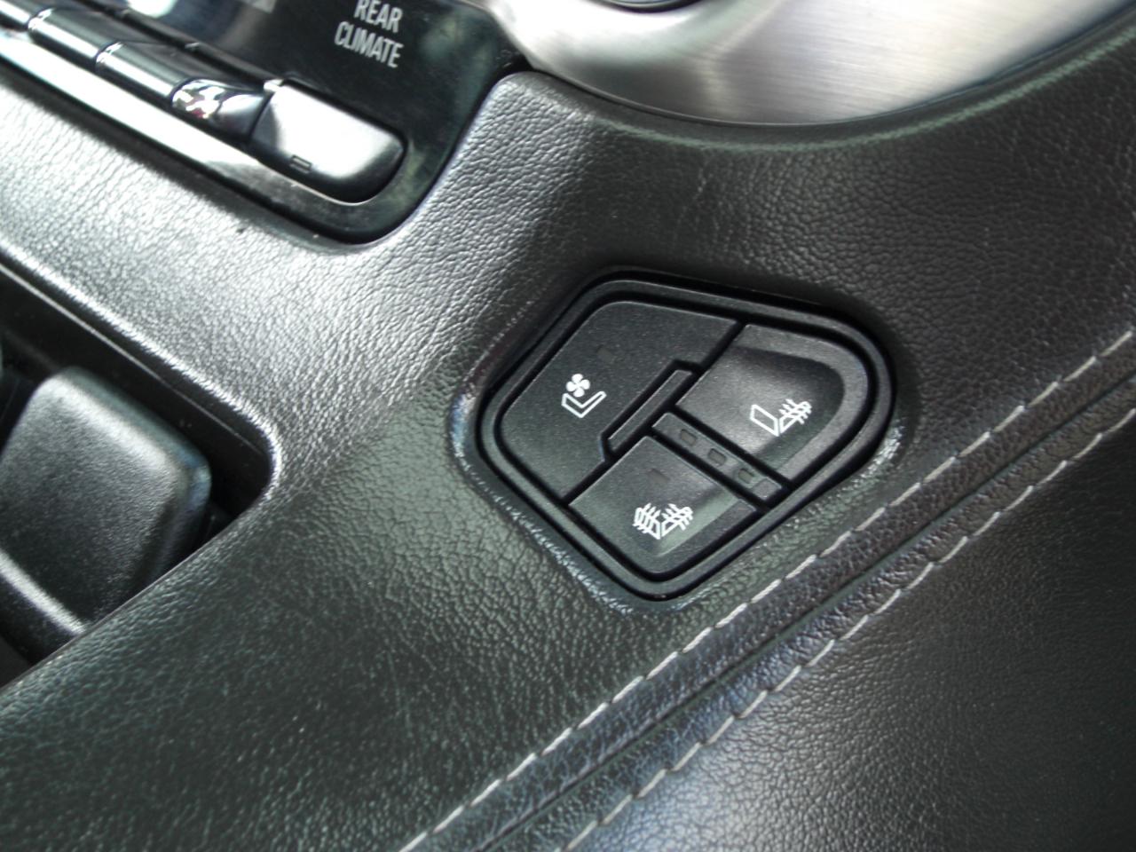 GMC Yukon 4WD 4dr SLT 2020