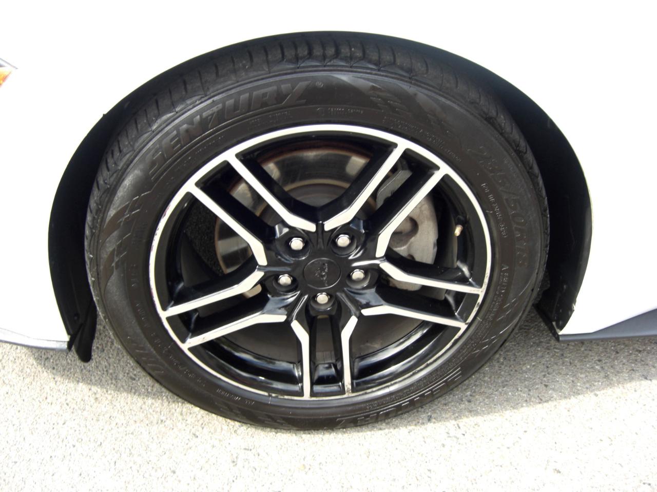 Ford Mustang EcoBoost Convertible 2020