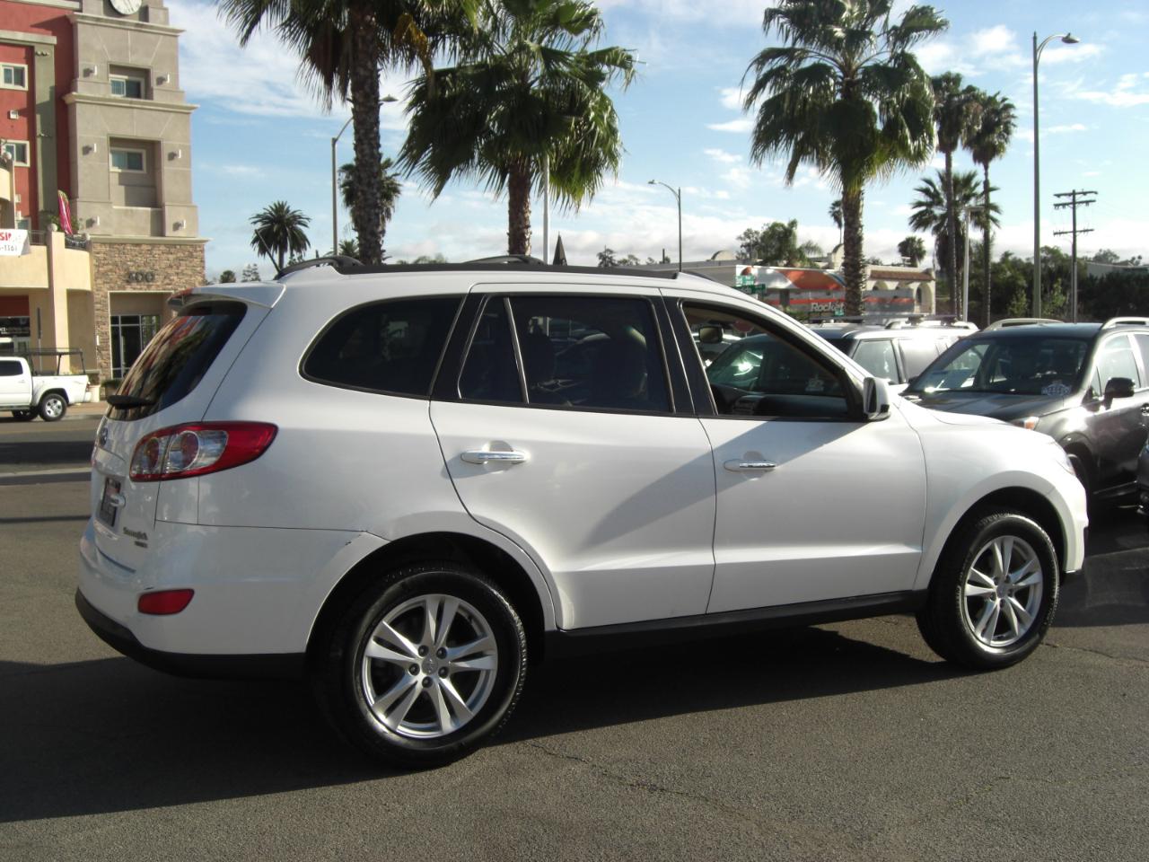 Hyundai Santa Fe FWD 4dr I4 Auto Limited 2011