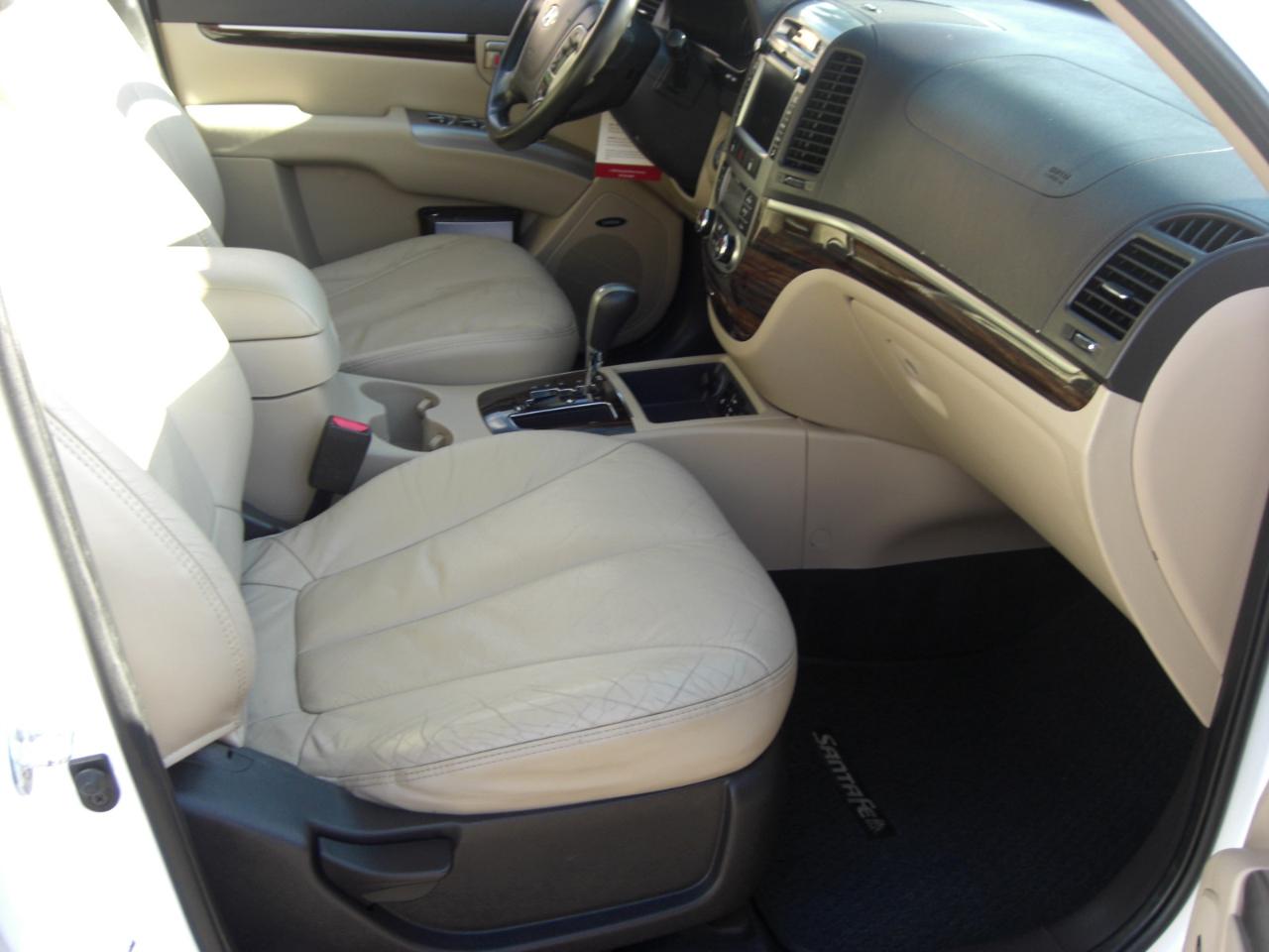 Hyundai Santa Fe FWD 4dr I4 Auto Limited 2011