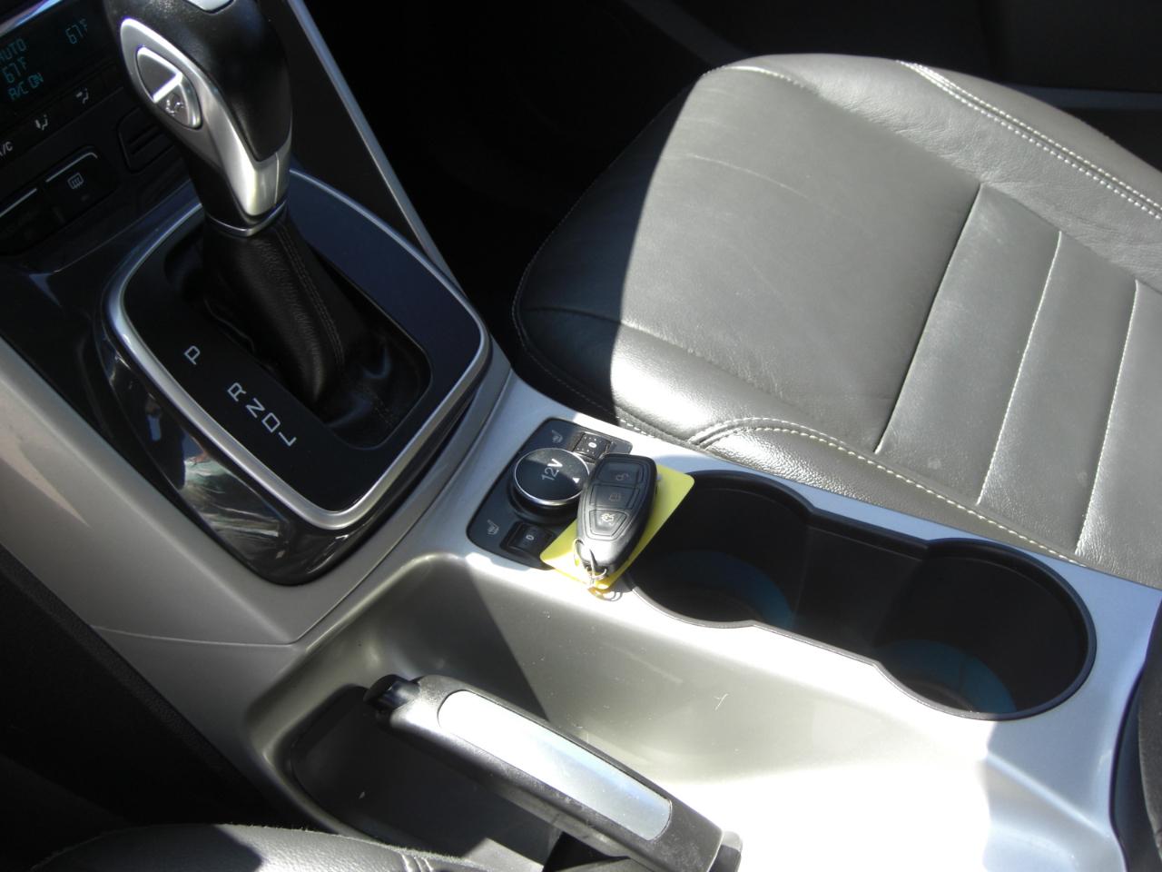 Ford C-Max Hybrid 5dr HB SEL 2015