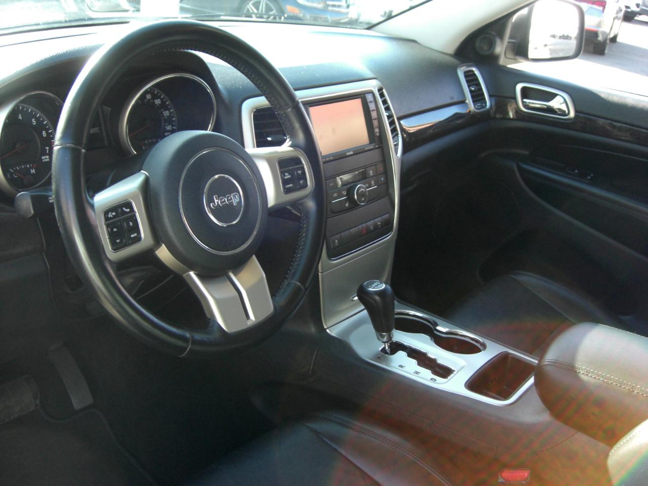 Jeep Grand Cherokee 4WD 4dr Laredo 2011