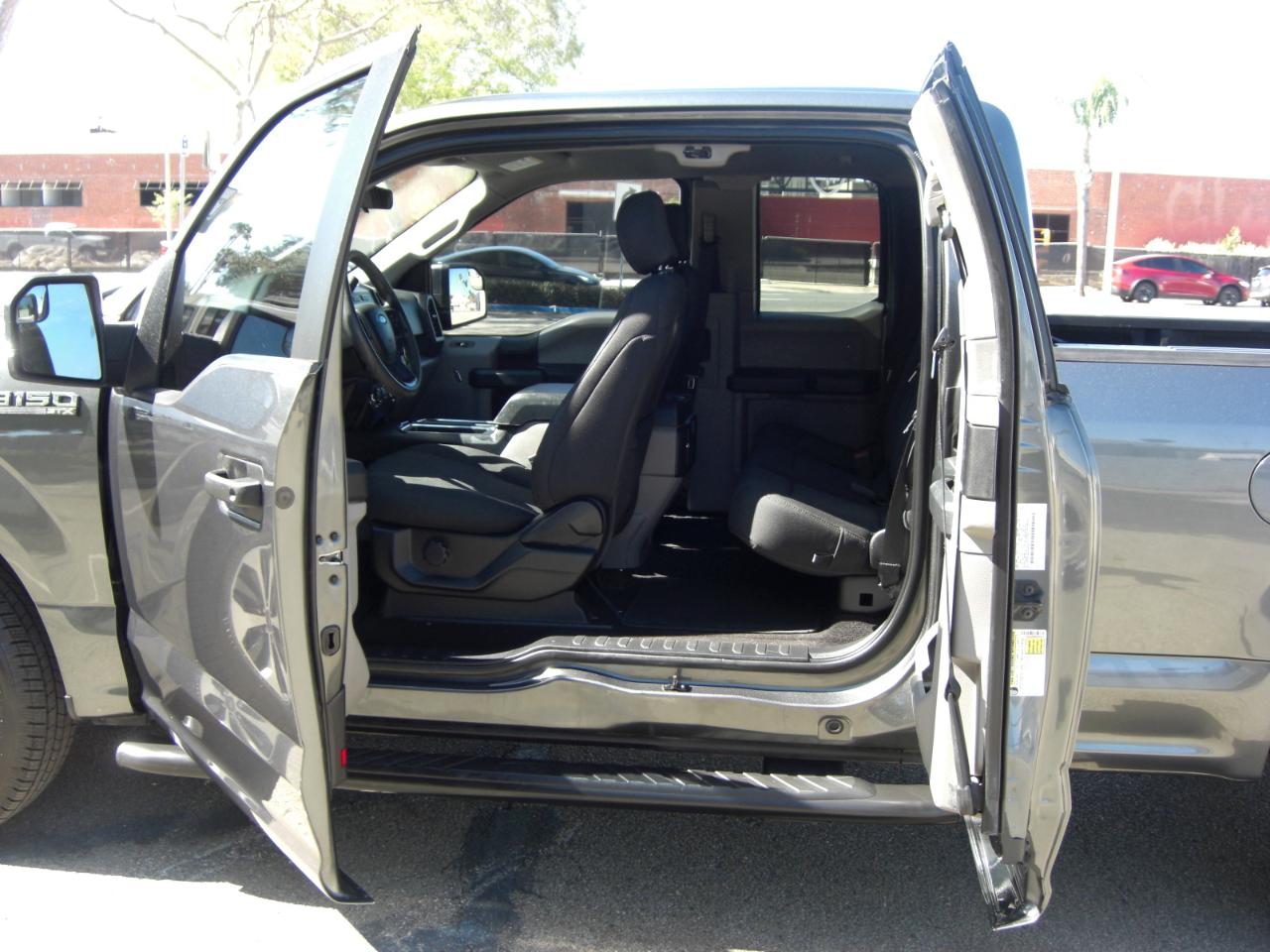 Ford F-150 XLT 2WD SuperCab 6.5' Box 2019