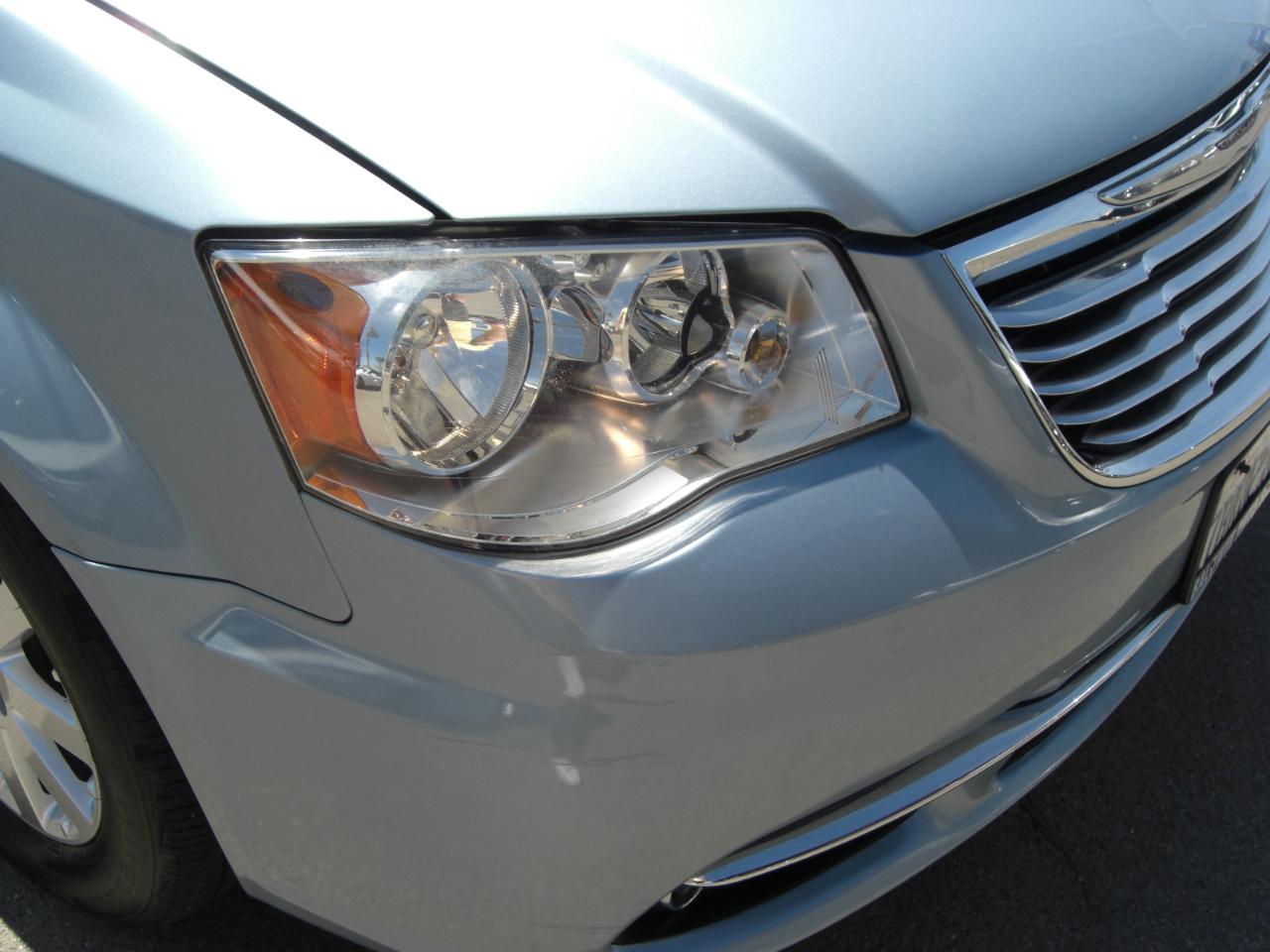 Chrysler Town & Country 4dr Wgn Touring 2013