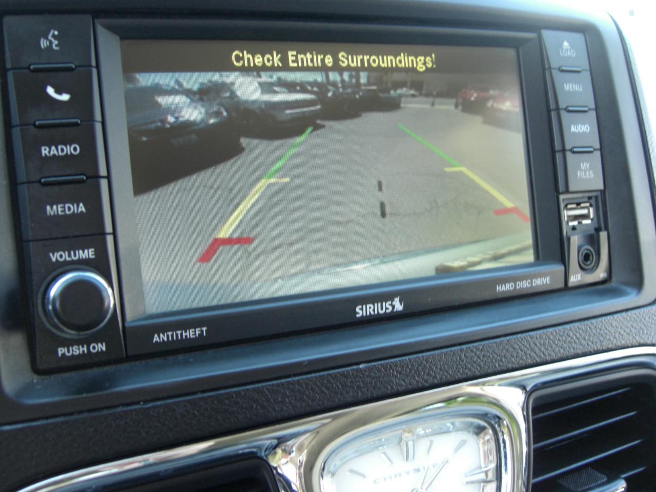 Chrysler Town & Country 4dr Wgn Touring 2013