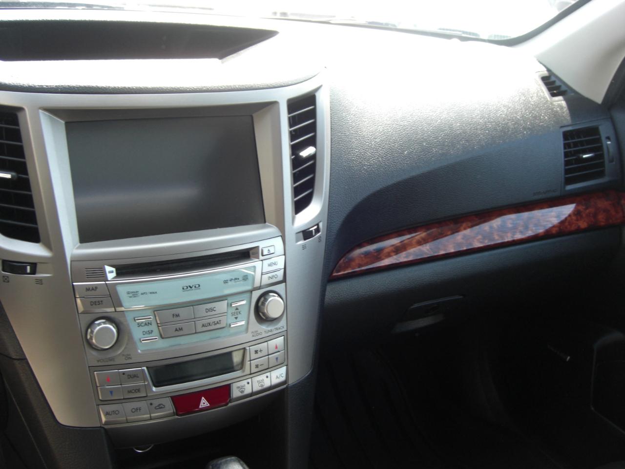 Subaru Legacy 4dr Sdn H4 Auto 2.5i Limited 2012