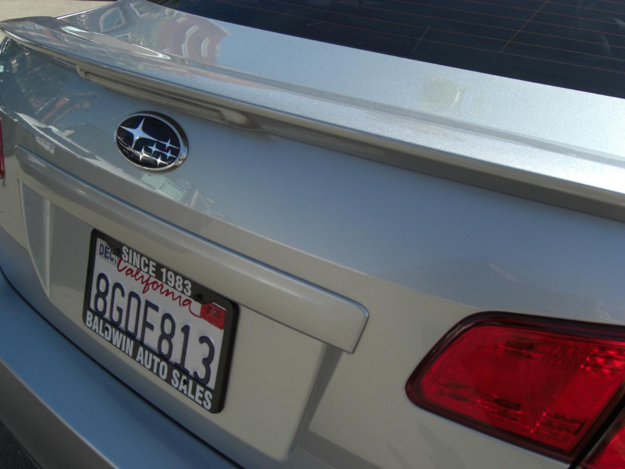 Subaru Legacy 4dr Sdn H4 Auto 2.5i Limited 2012