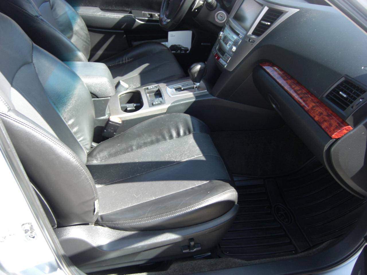 Subaru Legacy 4dr Sdn H4 Auto 2.5i Limited 2012