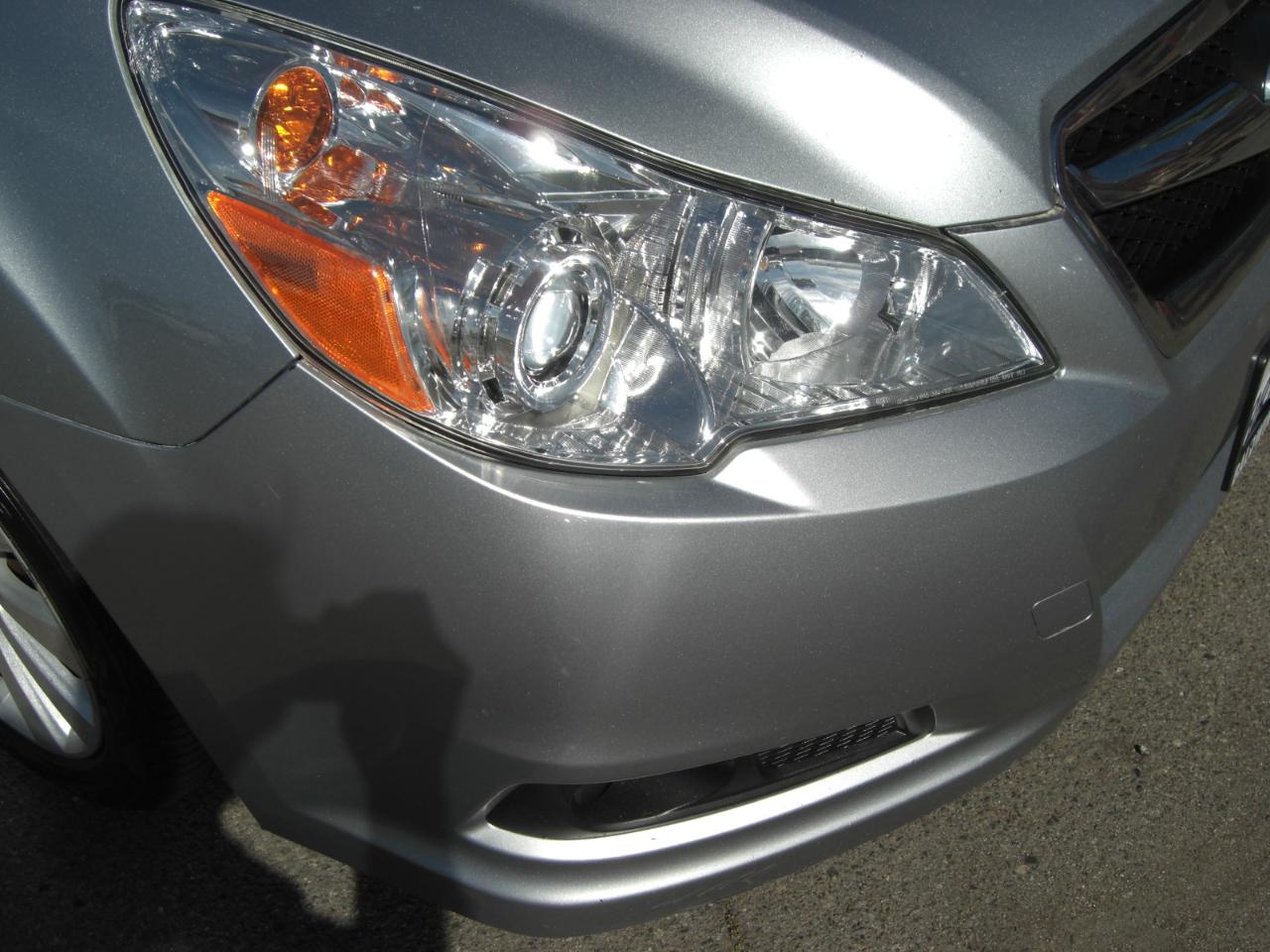 Subaru Legacy 4dr Sdn H4 Auto 2.5i Limited 2012