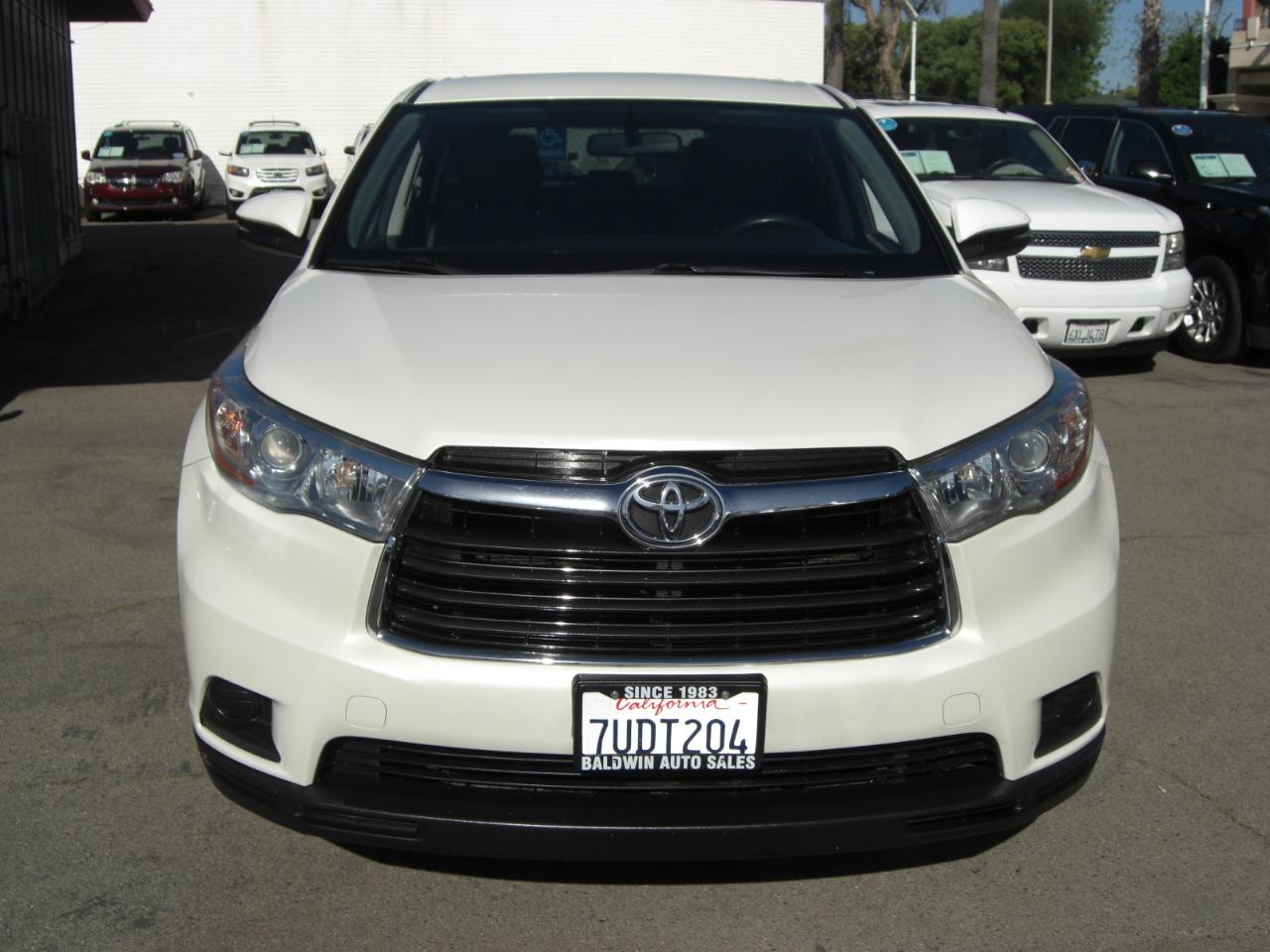 Toyota Highlander FWD 4dr V6 LE (Natl) 2016