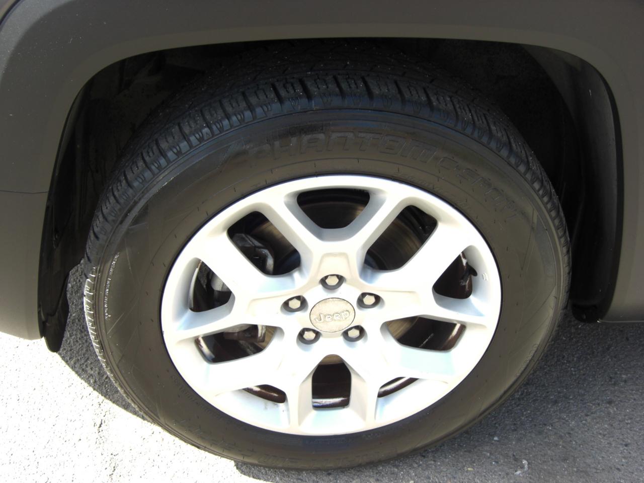 Jeep Renegade FWD 4dr Latitude 2016