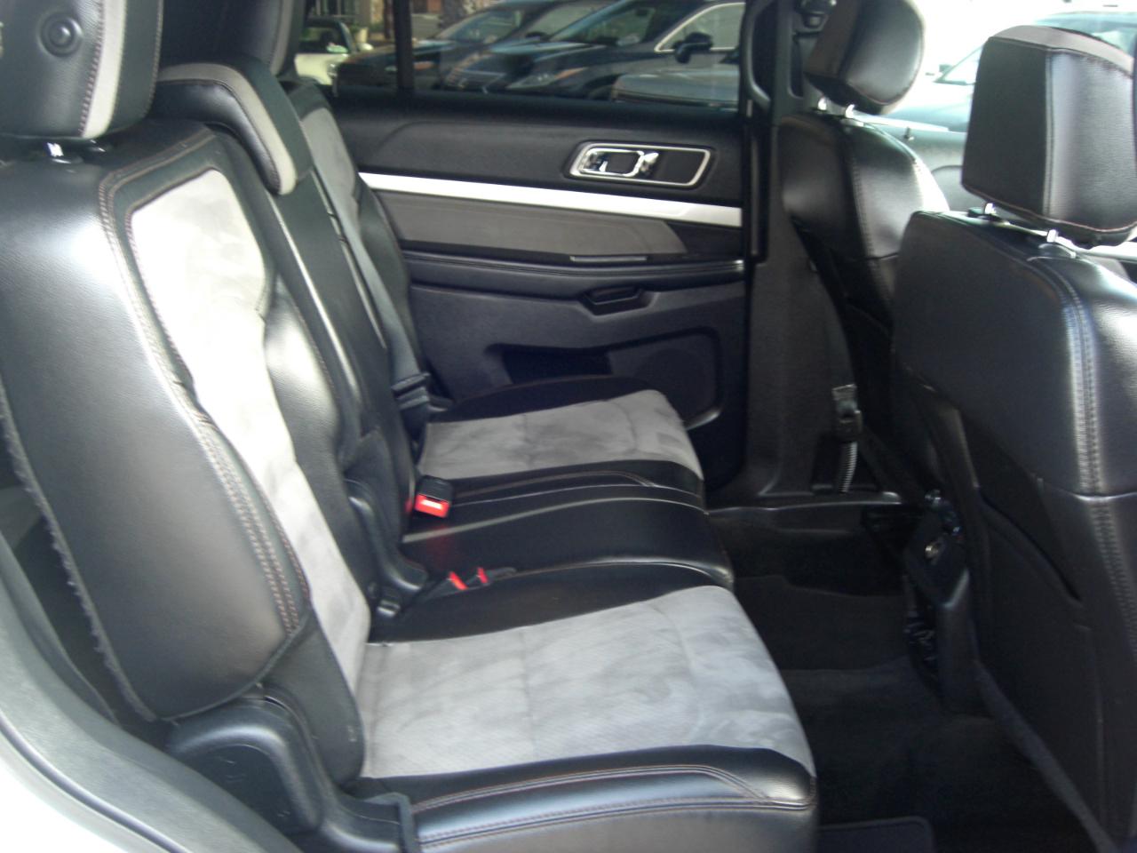 Ford Explorer XLT FWD 2017